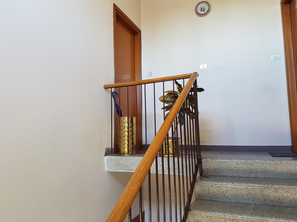 Casa Elena Apartment Albese Con Cassano Luaran gambar